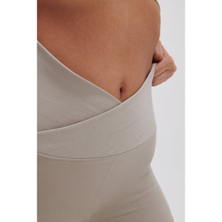 Disora Disora Dove Grey V Waist Ruched Seamless Shorts